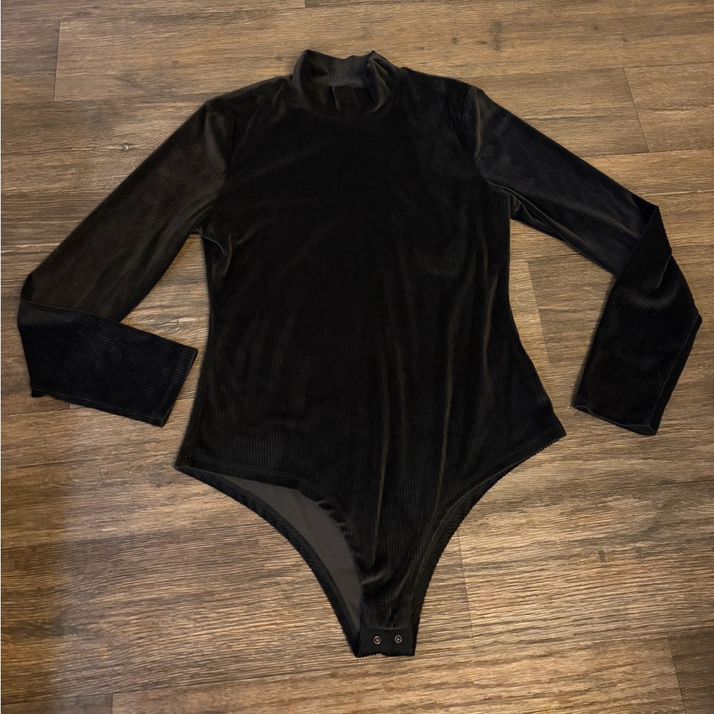 ModCloth Women's Dark Grey Ribbed Long Sleeve Bodysuit Size Large